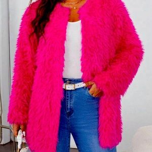 This is a very pretty sweater just right for spring! Brand new